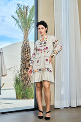 WOMEN'S WHITE COTTON EMBROIDERED SHORT DRESS WITH FLORAL MOTIFS
