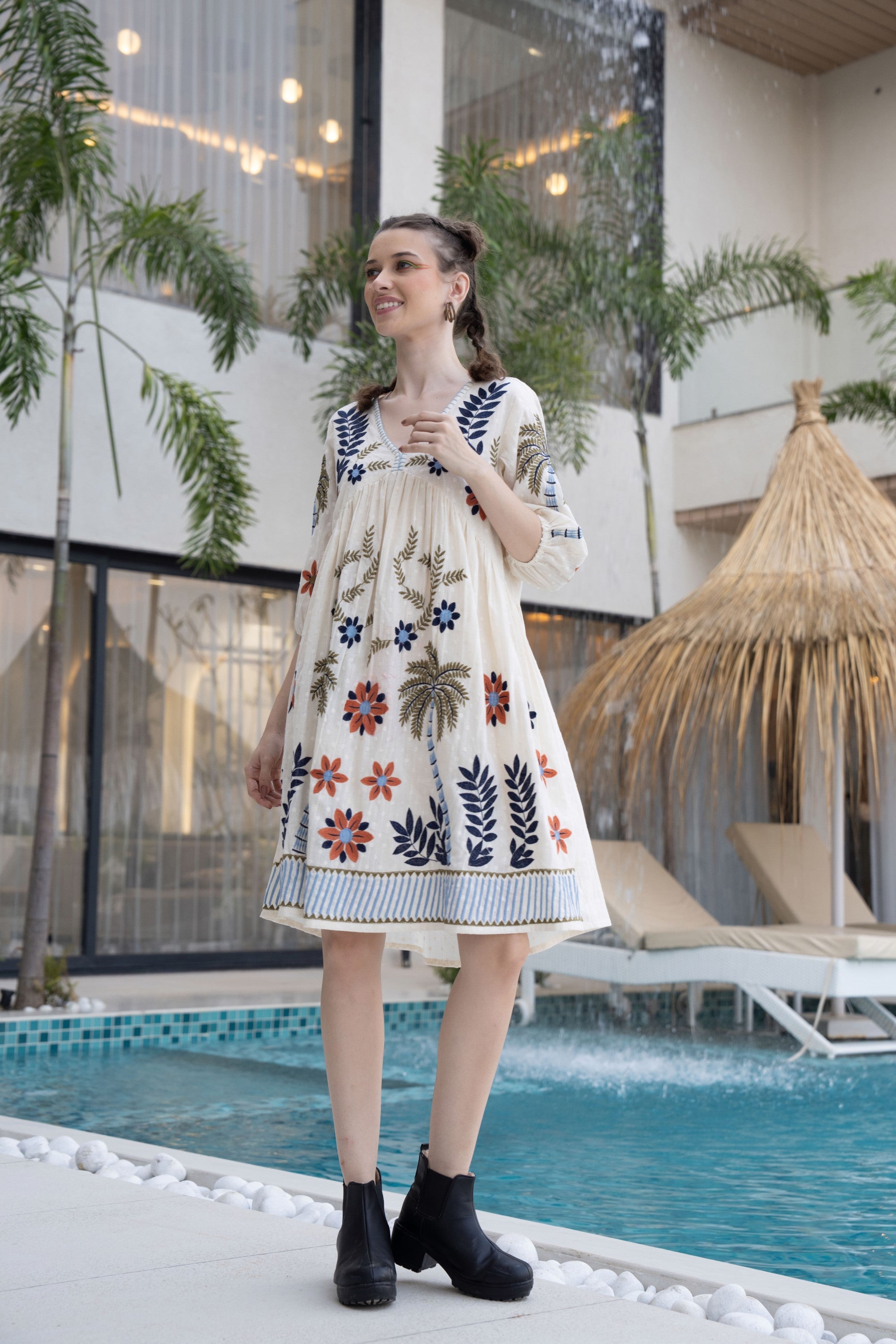 OFF-WHITE EMBROIDERED SHORT DRESS