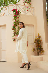 OFF-WHITE COTTON STRAIGHT KURTA WITH MINIMALIST FLORAL PRINT