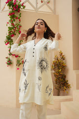 OFF-WHITE COTTON STRAIGHT KURTA WITH MINIMALIST FLORAL PRINT