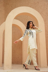 MINIMALIST EMBROIDERED STRAIGHT KURTA WITH COLLARED NECK & LEAF DETAILING