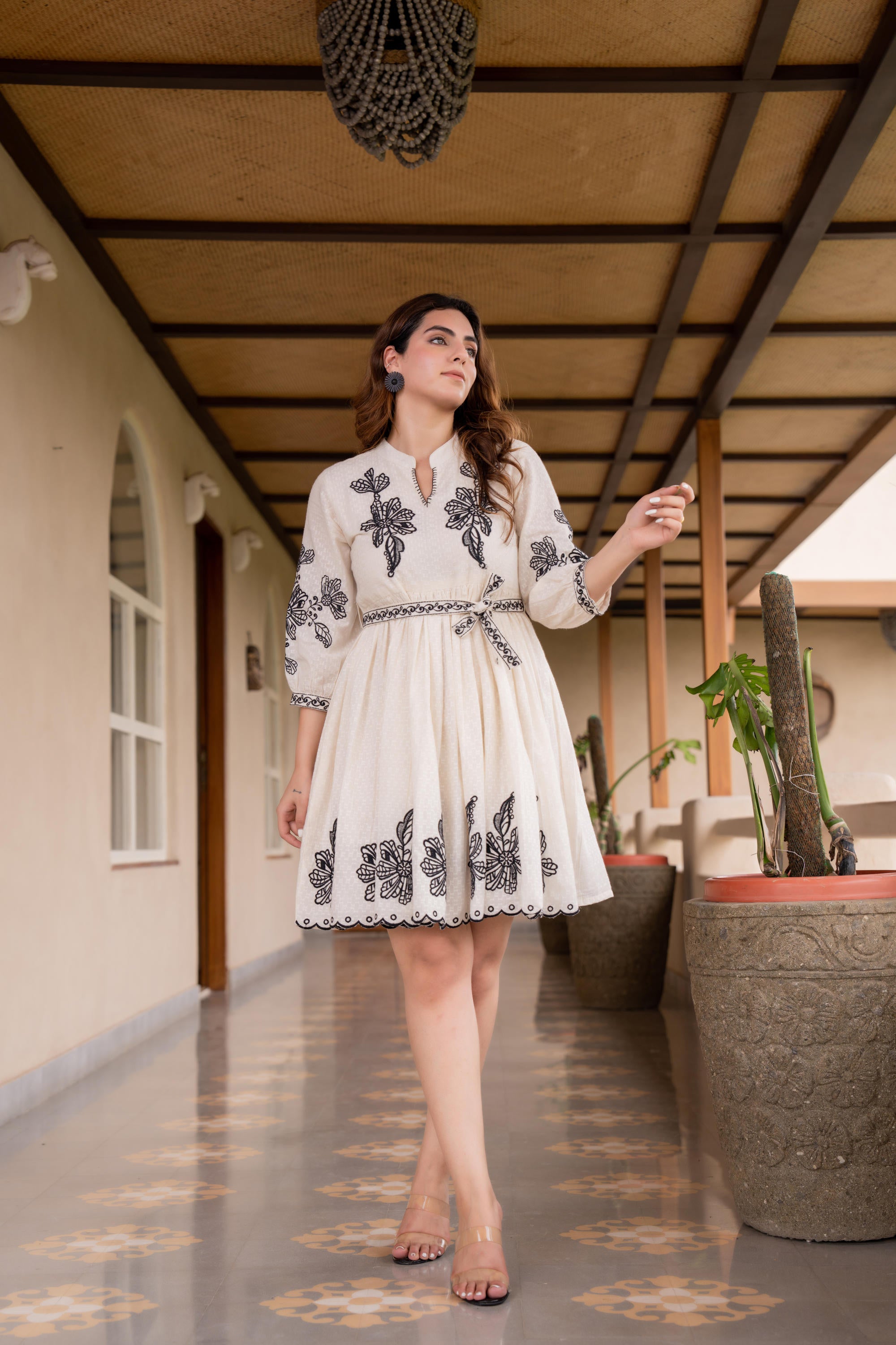 BOHEMIAN EMBROIDERED SHORT DRESS