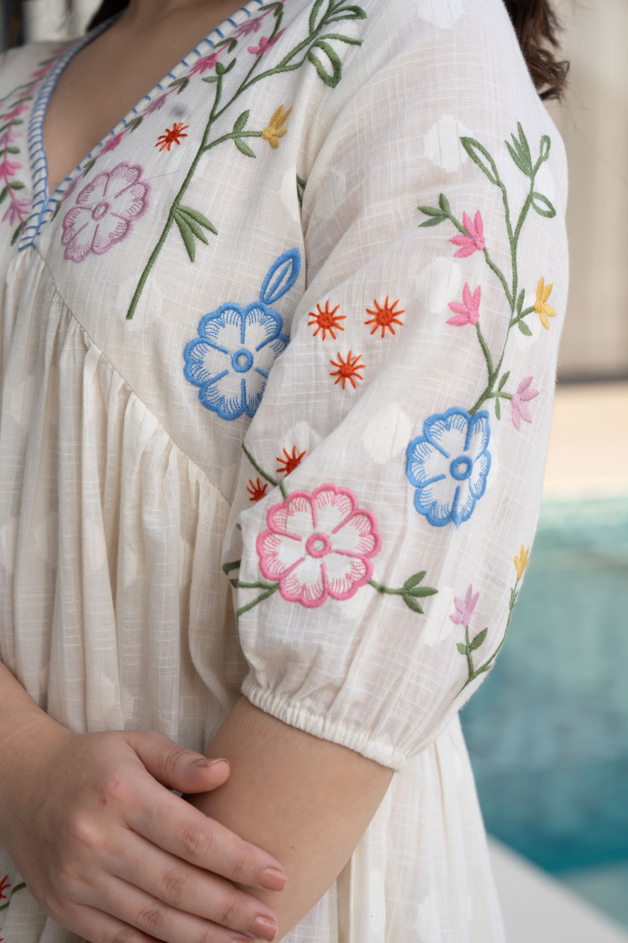 BOHO EMBROIDERED FLORAL SHORT DRESS