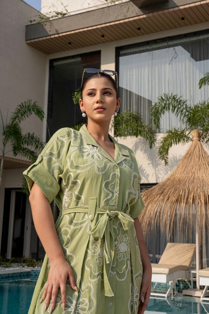 GREEN FLORAL EMBROIDERED SHIRT DRESS WITH TIE-UP BELT